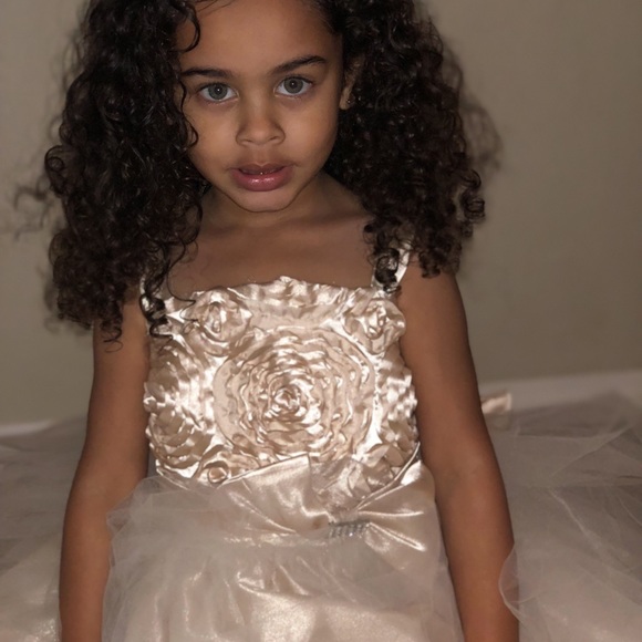 Meet your Posher, Danielle. Posh Ambassador 2019!! - Picture 5 of 8